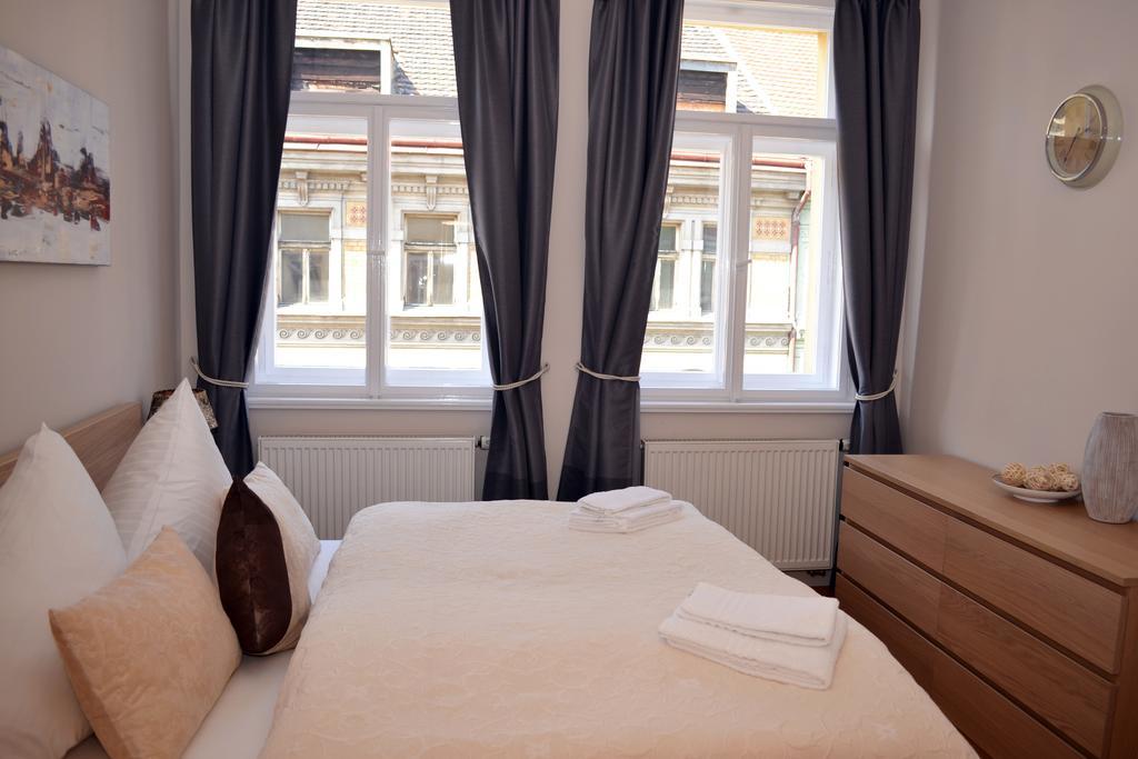 Riverside Ruterra Apartamento Praga